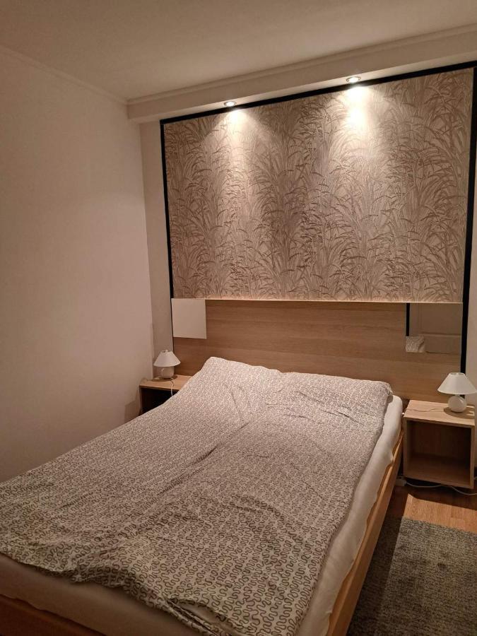 Nefelejcs Vendeghaz Hotel Balatonkenese Bagian luar foto